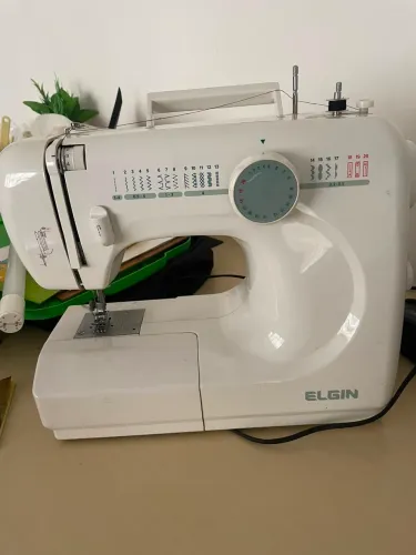 Máquina de costura elétrica 110V