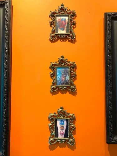 3 Molduras Colonial Bronze Parede