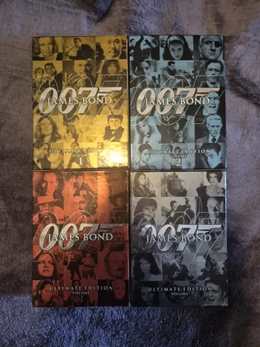 NUNCA USADO - James Bond Ultimate Collector's Set