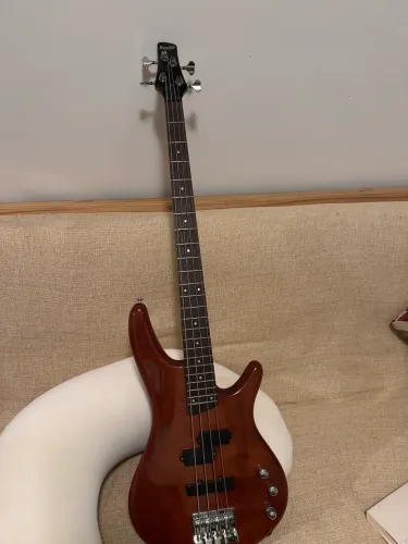 Baixo ibanez Gio ativo com upgrade