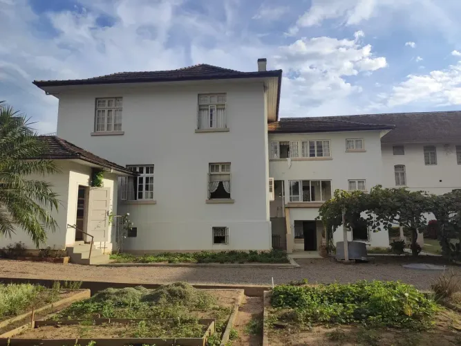 Casa para venda possui 287 metros quadrados com 6 quartos em Centro - Ibirama - Santa Cata