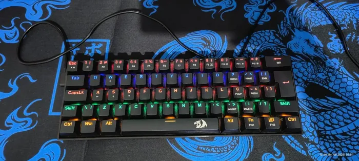 Teclado mecânico Redragon rgb 60%
