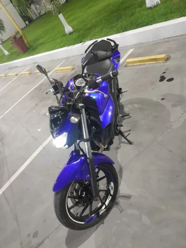Moto em ótimo estado 