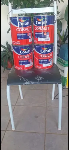 Tinta Coral coralit para madeiras e metais