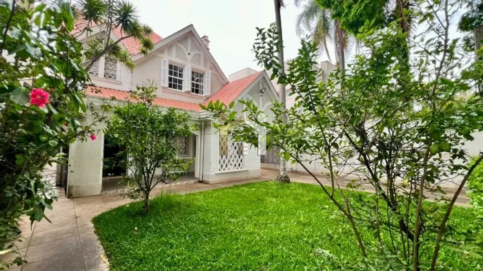 Casa com alma e charme europeu ? vila nova conceiçao a 200 metros do parque Ibirapuera