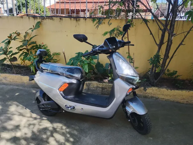 Moto elétrica 1000w, sem uso