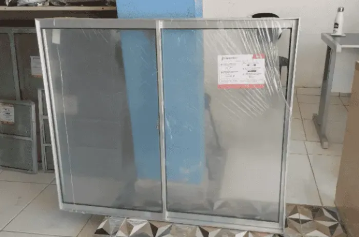 PROMOÇÃO Janela alumínio 2 folhas 1.00x1.20 R$ 220,00