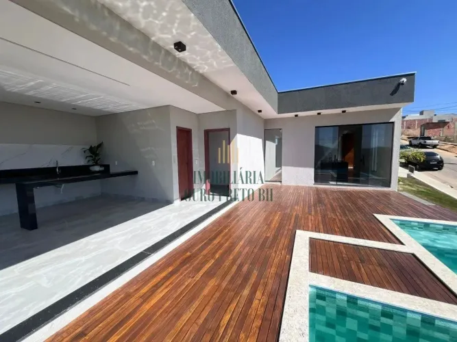 Casa de condominio para comprar com 150m², 3 quartos, 3 suítes, piscina e 4 vagas de garag