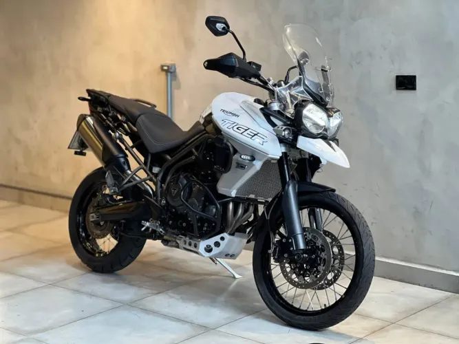 Triumph Tiger 800 XCA