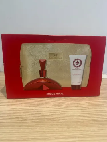 Kit Marina de Bourbon Royal Rouge - Perfume 100 EDP + Body corporal 100ml + Necessaire