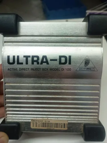 Direct Box profissional. Quer acabar com ruído de equipamentos e cabos de mau qualidade 