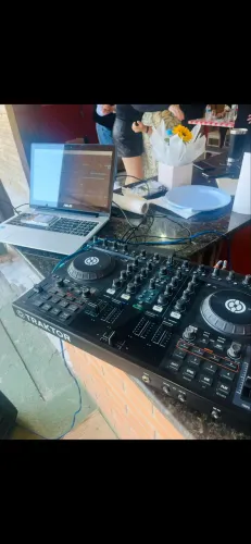 CONTROLADORA TRAKTOR S4 