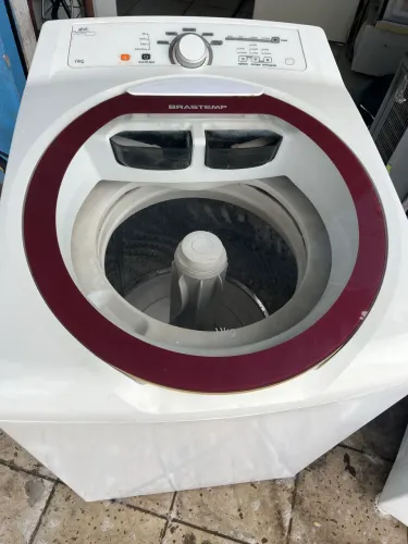 Máquina de lavar funcionando 100%