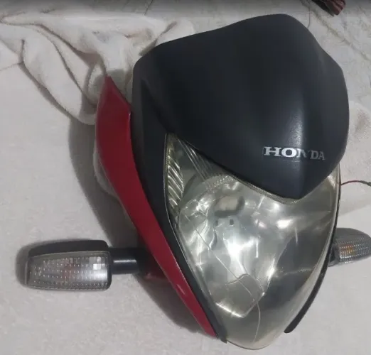 Catenagem e farol completo cb300 2009/2015 exelente