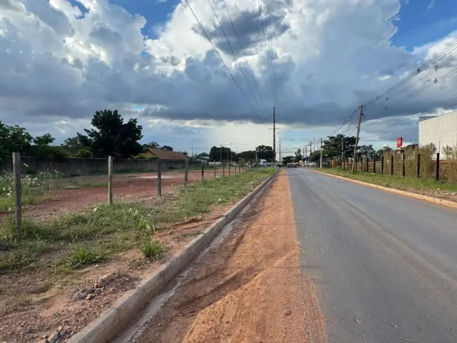 Imóvel para aluguel possui 2222 metros quadrados em São José - Cuiabá - MT