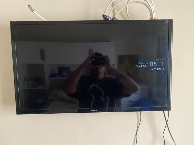 TV Samsung 32? Funcionando Perfeitamente - Pequeno Detalhe na Entrada de Antena