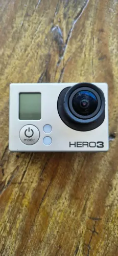 Go-Pró Hero3+case, bateria, acessórios e bolsa thulle.
