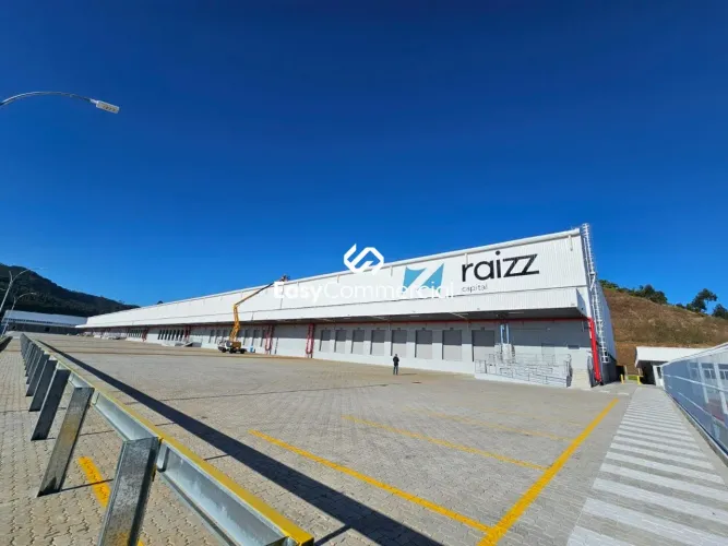Galpão de 2.300 m² em Itajaí - SC