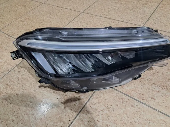 Farol direito Nivus 2024 2025 2026 full led