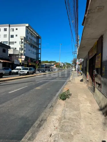 Loja com localização privilegiada na Av. Nilo Figueiredo no Santos Dumont