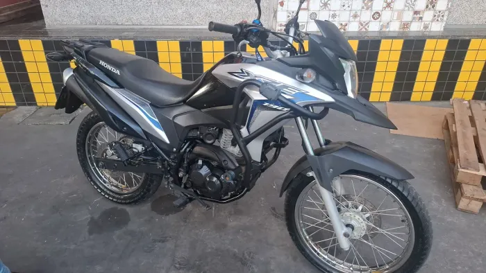 XRE 190 novíssima revisada total, nada pra fazer