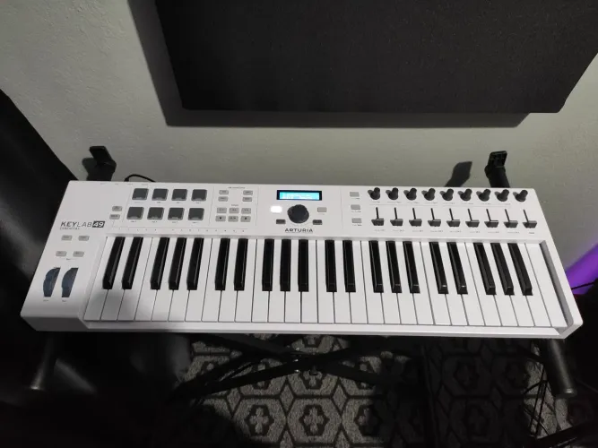 Teclado Controlador Midi Arturia 49 teclas + bag luxo