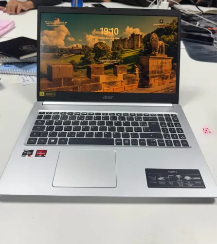 Acer Aspire 5