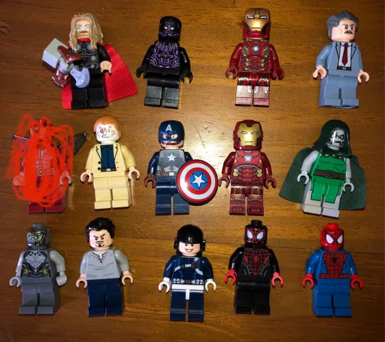 Lote Lego Minifiguras Marvel Originais Doutor-Destino, Homem-Aranha etc.