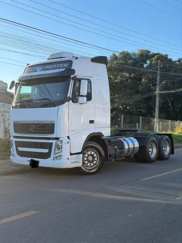 VOLVO FH 440 6x2 AUTOMÁTICO TETO ALTO 2011