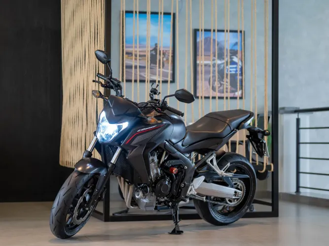 HONDA CB650 F 2015