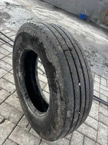 Pneus 215/75R17,5