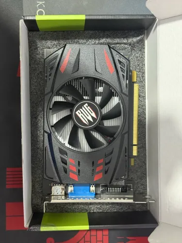 Placa de vídeo GTX 550ti 2gb Revenger