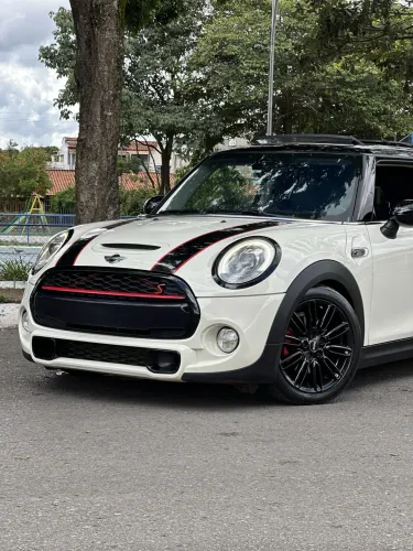 Mini Cooper S 2.0 Turbo 16V 3P Aut. 2017