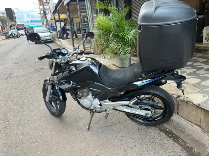 Motoboy entregador disponível