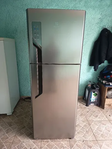 Geladeira Electrolux Frost Free inox