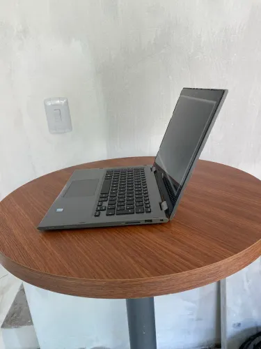 NOTEBOOK DELL INSPIRION 13 I7 7? 8GB RAM