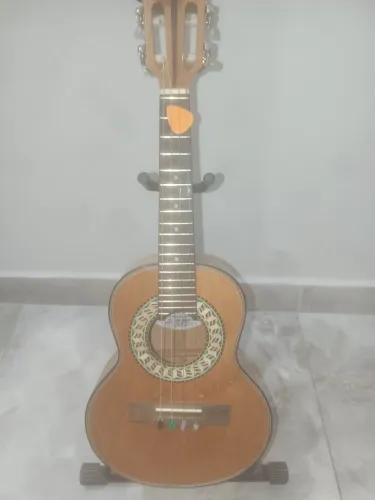 Cavaquinho de Cedro no