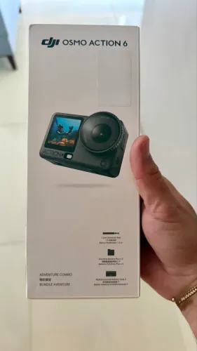Câmera DJI Osmo Action 6 Adventure Combo Nova