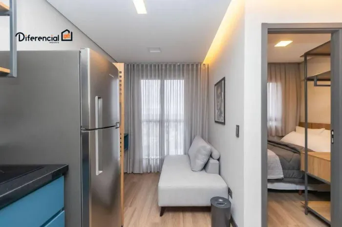 Studio com 1 dormitório para alugar, 21 m² por R$ 3.118,38/mês - Água Verde - Curitiba/PR