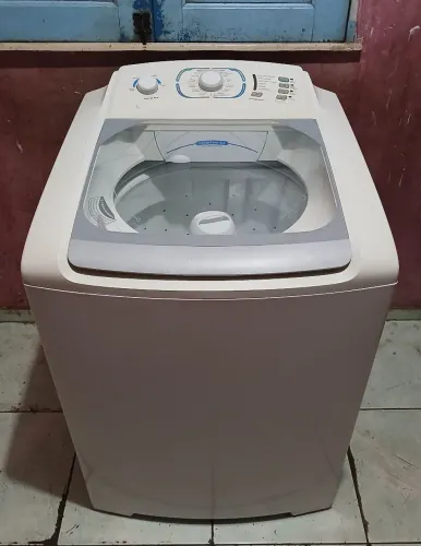 Máquina de lavar roupa Electrolux 12kg