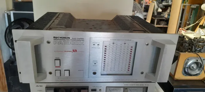 Amplificador cygnus pa 1800x prata