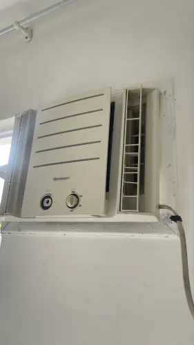 Ar condicionado funcionando perfeitamente