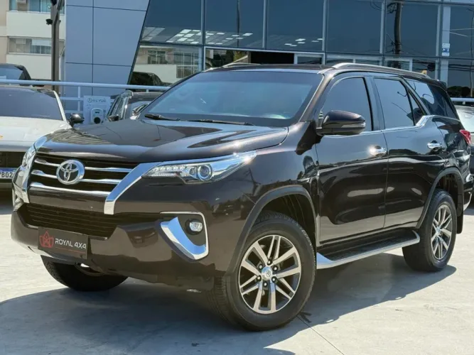 Toyota Hilux SW4 4X4 2.8 Diesel 2020