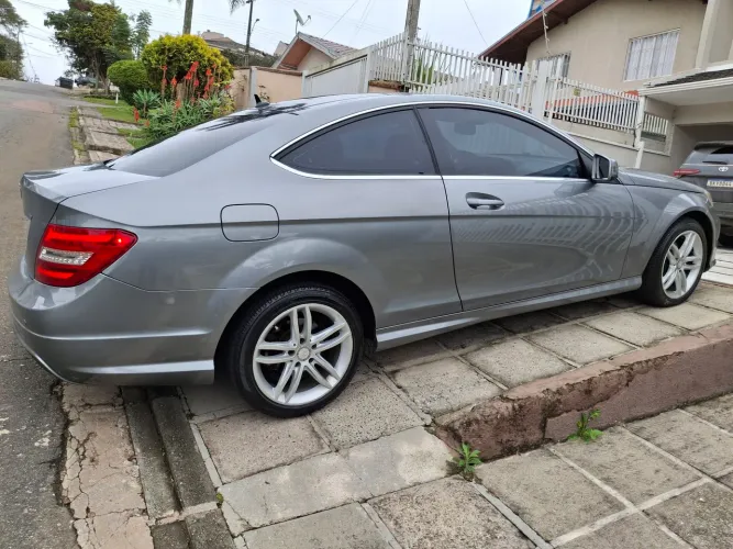 Mercedes-Benz C-180 CGI Coupe Sport 1.6 TB 16V Aut. 2013