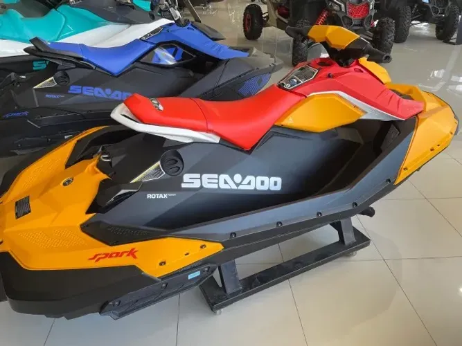 Jet Ski Sea Doo Spark 2022