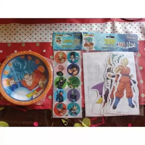 Dragon Ball Kit Festa Pratinhos , Adesivos , Copos e Decoração de Mesa
