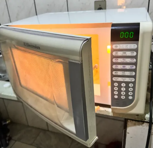 Microondas Electrolux Grande 