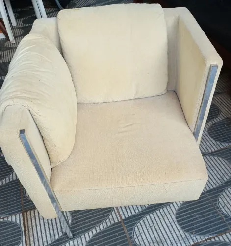 Poltrona moderna