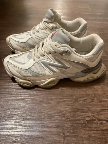 Tênis New Balance 9060 39