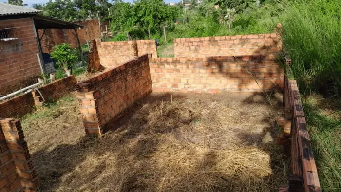 Terreno localizado na comunidade do esconderijo do altíssimo (KM 09) Medindo 10x30